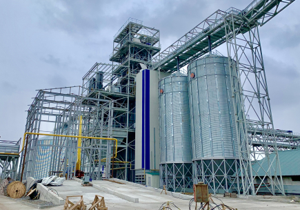 Elevator 100 thousand tons
